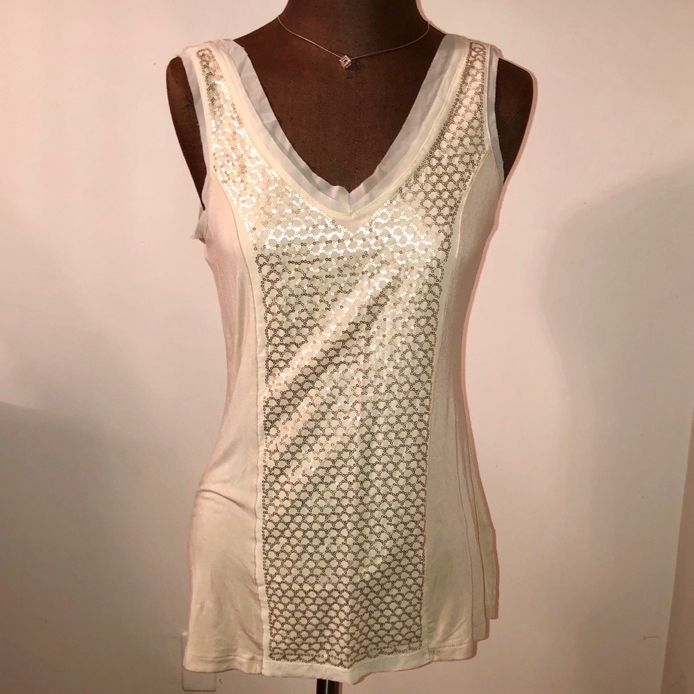Willi Smith v-neck top, design application, Sm